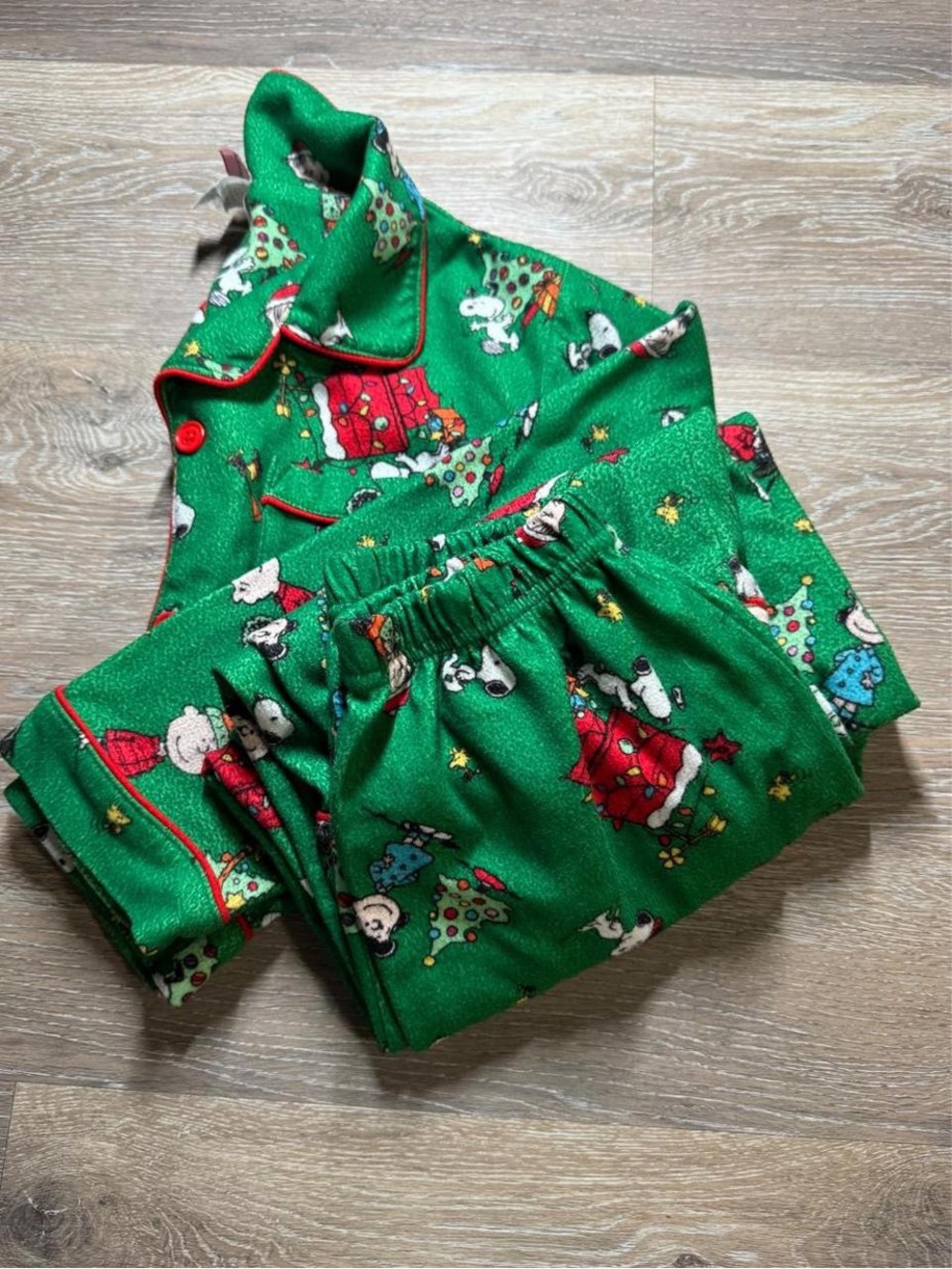 Peanuts Green Christmas Snoopy Kids Pajama Set with Red Trim